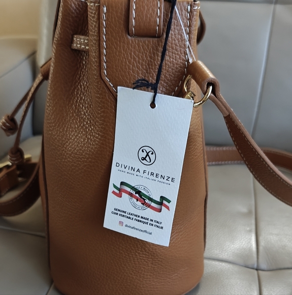 Brand New With Tags Genuine Leather Bag - Picture 2 of 15